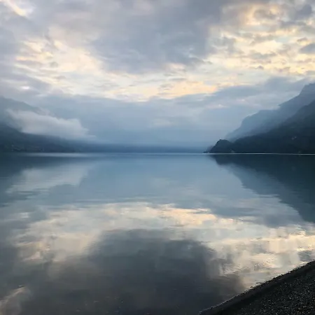 Apartman Spacious Overlooking Lake Brienz Interlaken